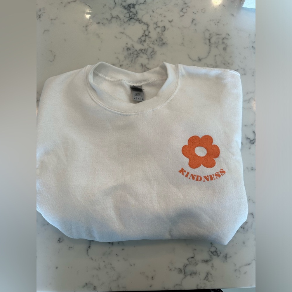 White graphic crewneck